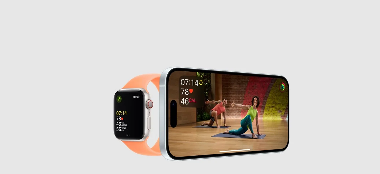 Apple Watch saindo de trás do iPhone